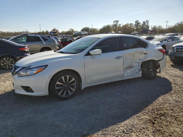 nissan altima 2.5 2017 1n4al3ap3hc209984