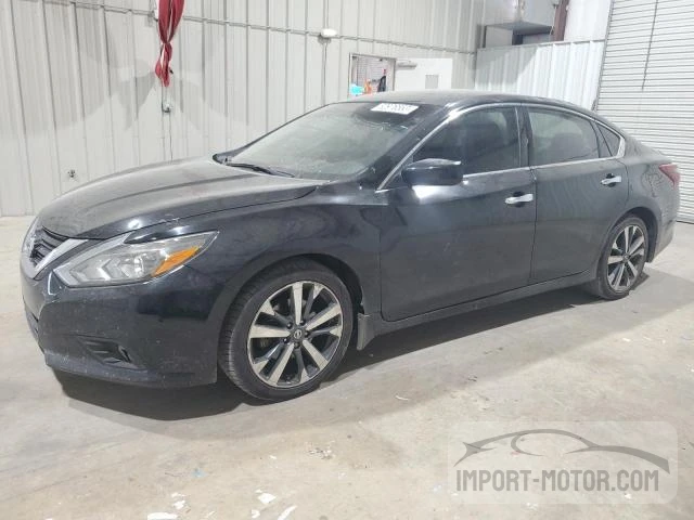 nissan altima 2017 1n4al3ap3hc245089