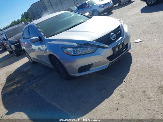 nissan altima 2017 1n4al3ap3hc477319