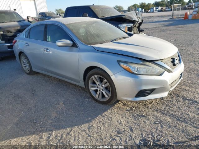 nissan altima 2017 1n4al3ap3hn362370