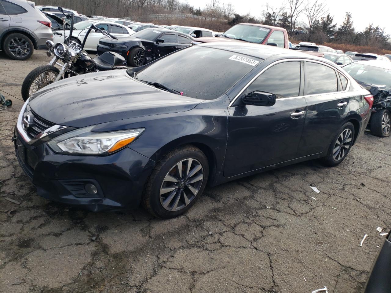 nissan altima 2017 1n4al3ap4hc112163