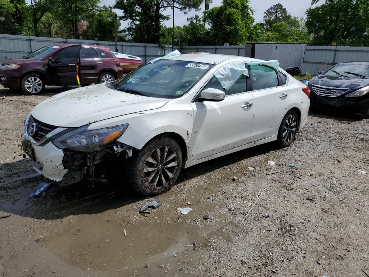 nissan altima 2017 1n4al3ap4hc113345