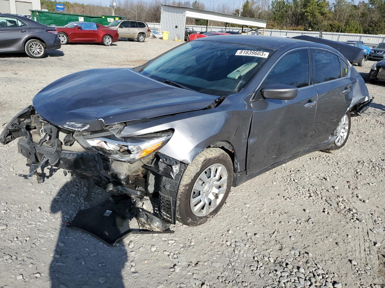 nissan altima 2017 1n4al3ap4hc114138