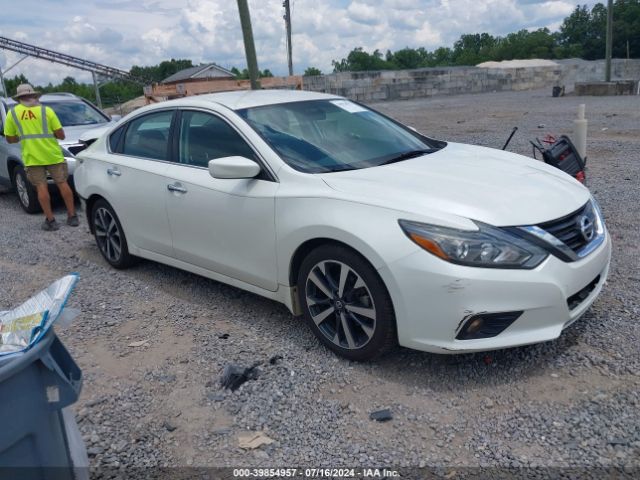 nissan altima 2017 1n4al3ap4hc180933