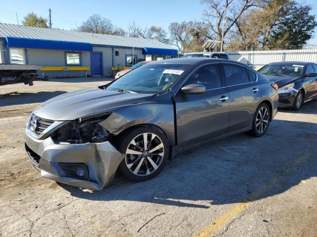 nissan altima 2017 1n4al3ap4hc236952