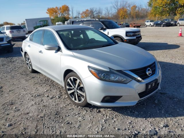 nissan altima 2017 1n4al3ap4hc263679