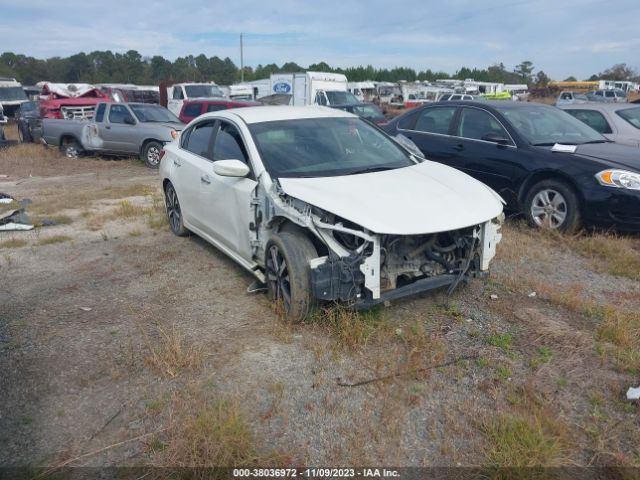 nissan altima 2017 1n4al3ap4hc264833