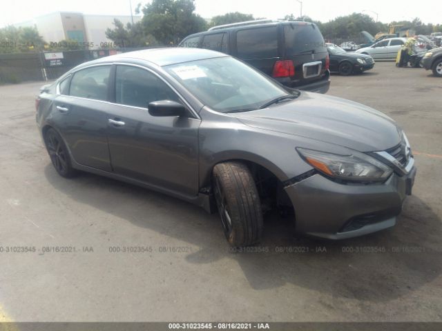 nissan altima 2017 1n4al3ap4hc267182