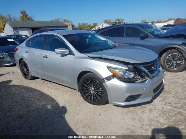 nissan altima 2017 1n4al3ap4hc496090