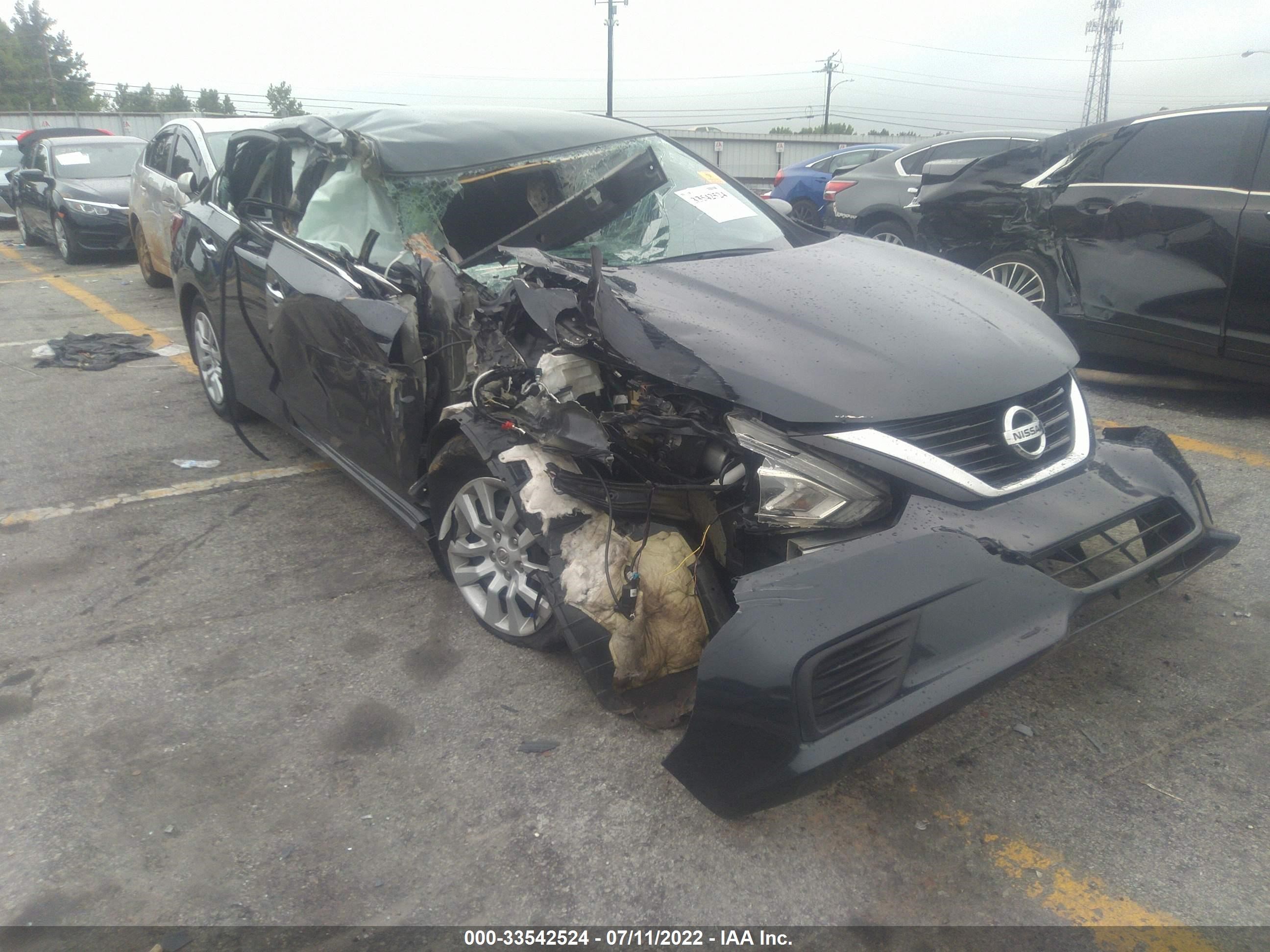 nissan altima 2017 1n4al3ap4hn331578