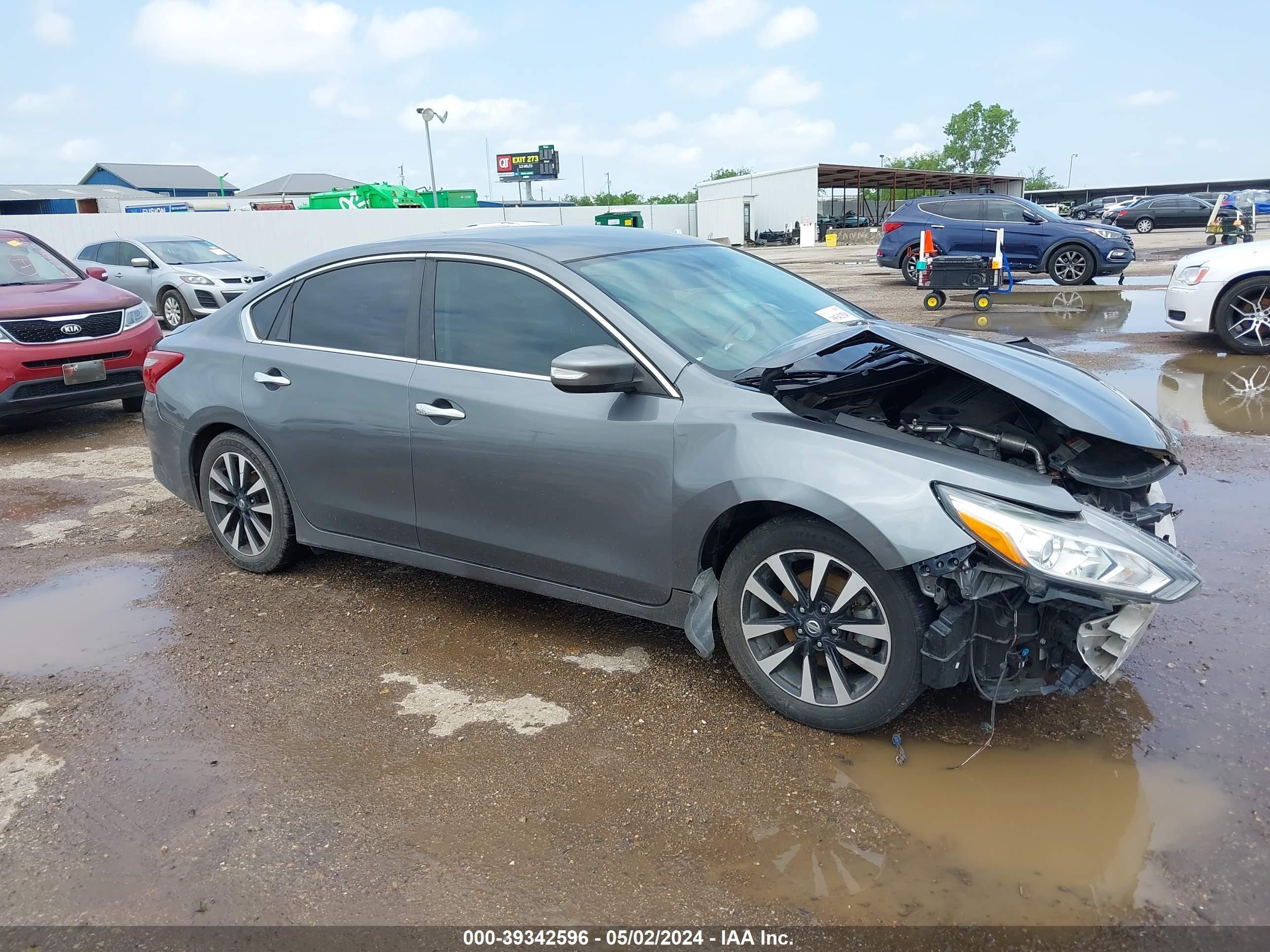 nissan altima 2018 1n4al3ap4jc112525