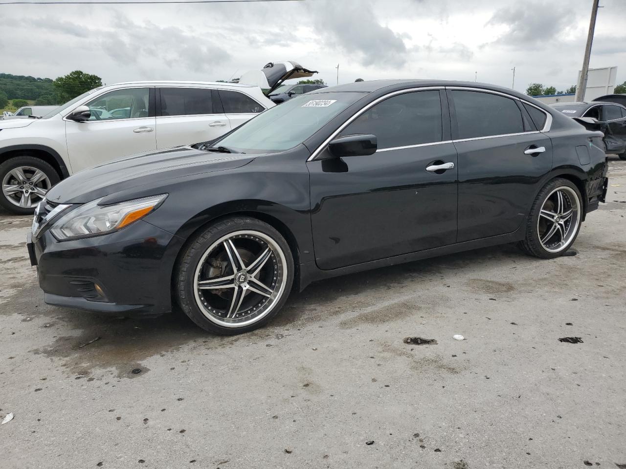 nissan altima 2018 1n4al3ap4jc282433