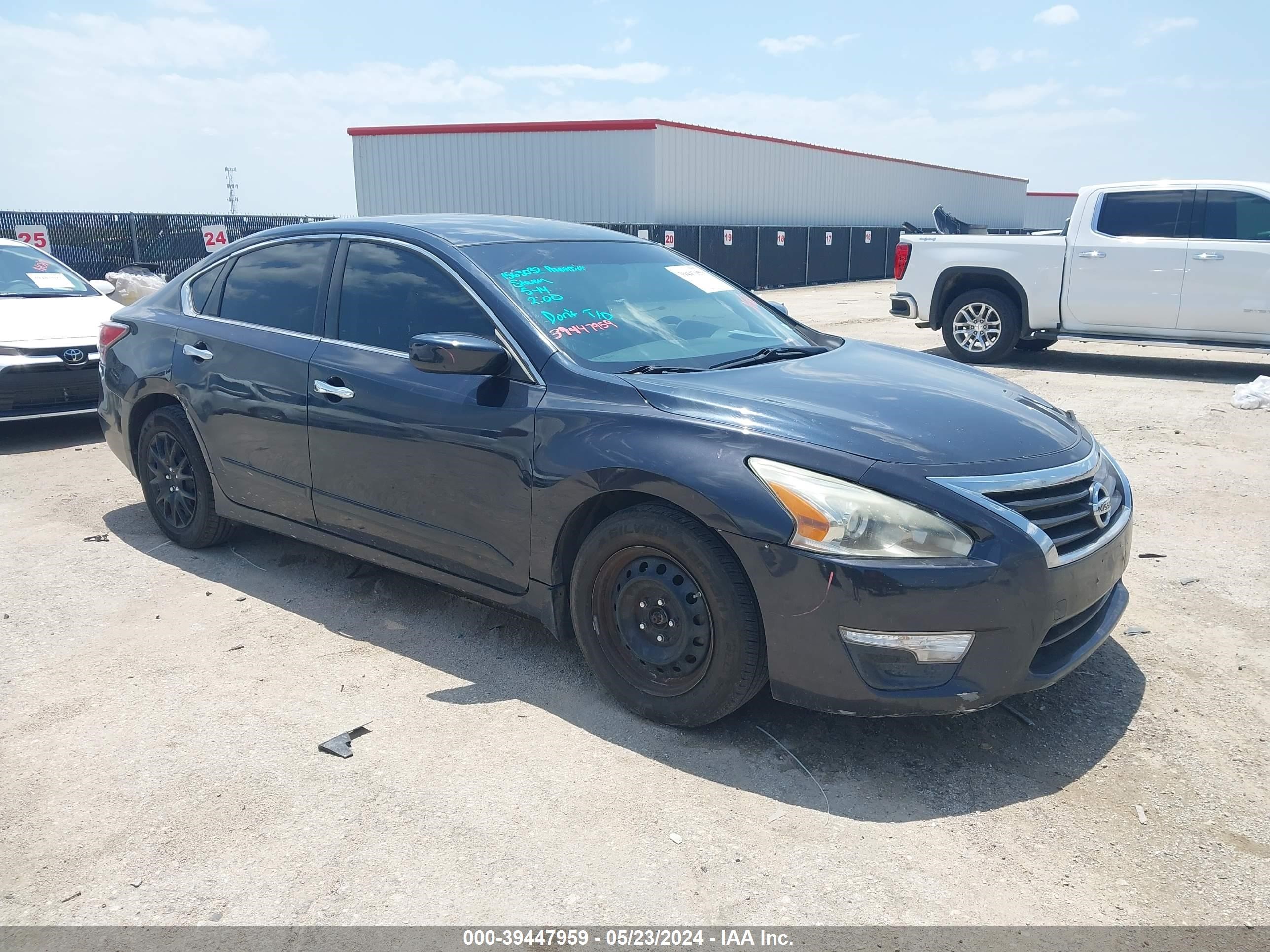 nissan altima 2015 1n4al3ap5fn309246