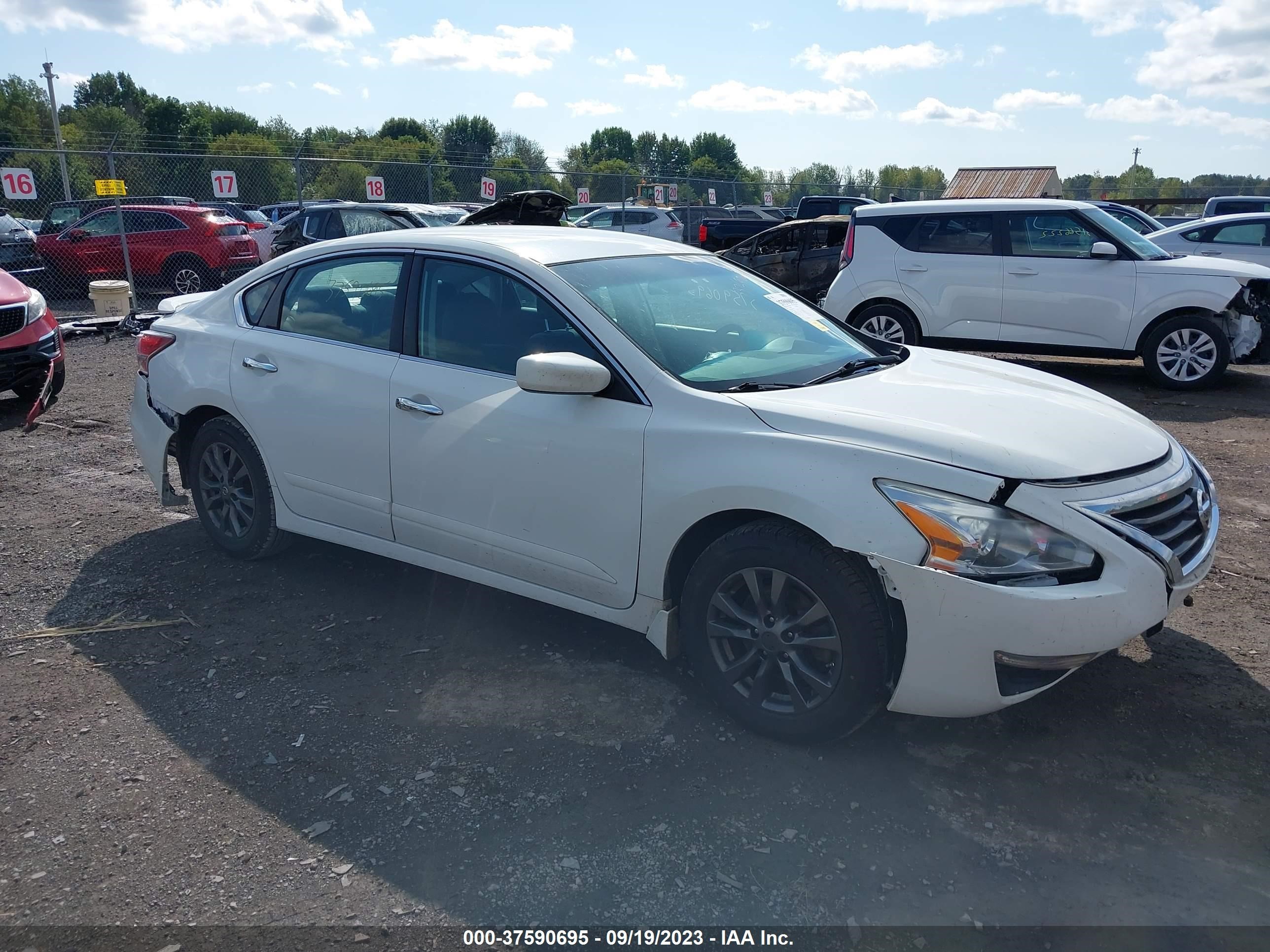 nissan altima 2015 1n4al3ap5fn907563