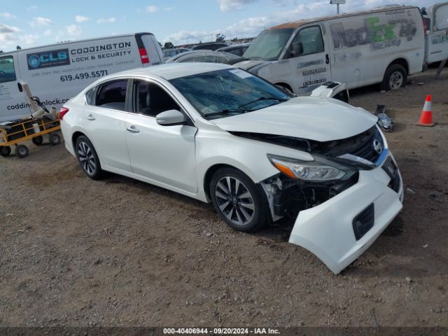 nissan altima 2017 1n4al3ap5hc160352