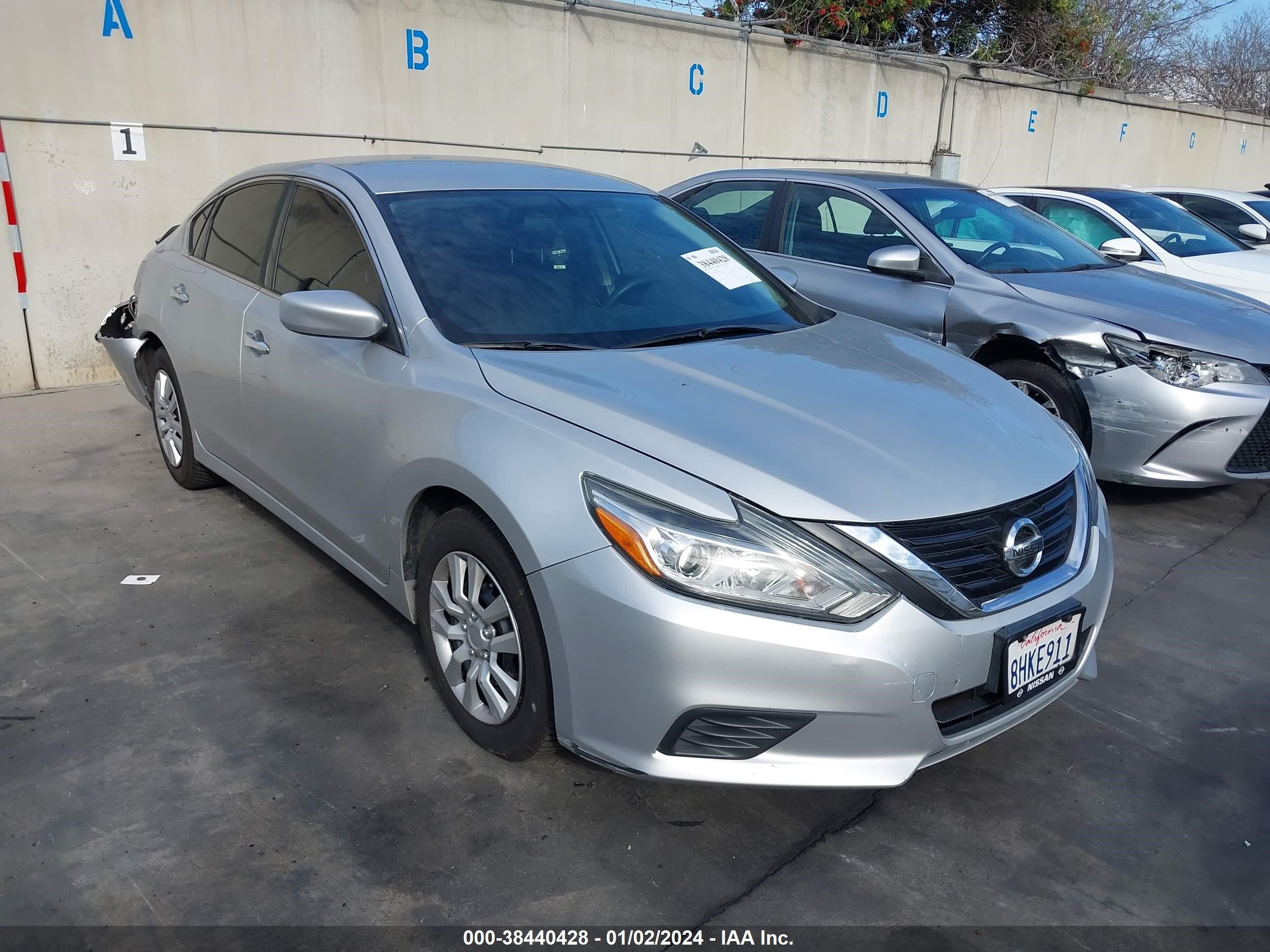 nissan altima 2017 1n4al3ap5hc248432