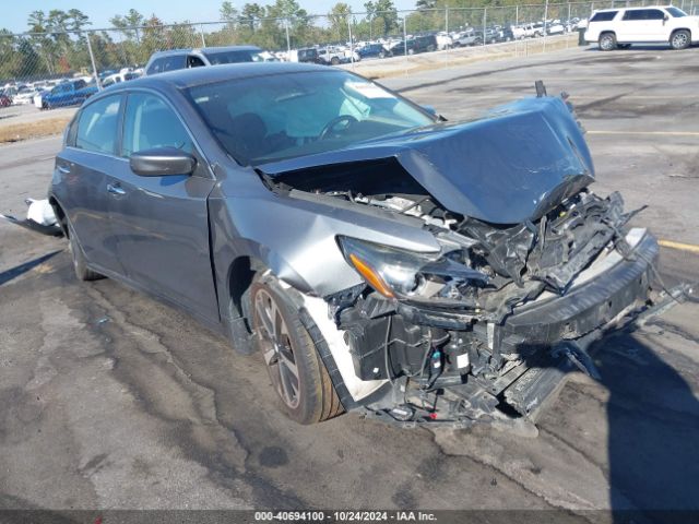 nissan altima 2018 1n4al3ap5jc132928