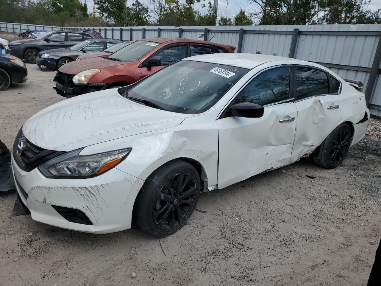 nissan altima 2018 1n4al3ap5jc298348