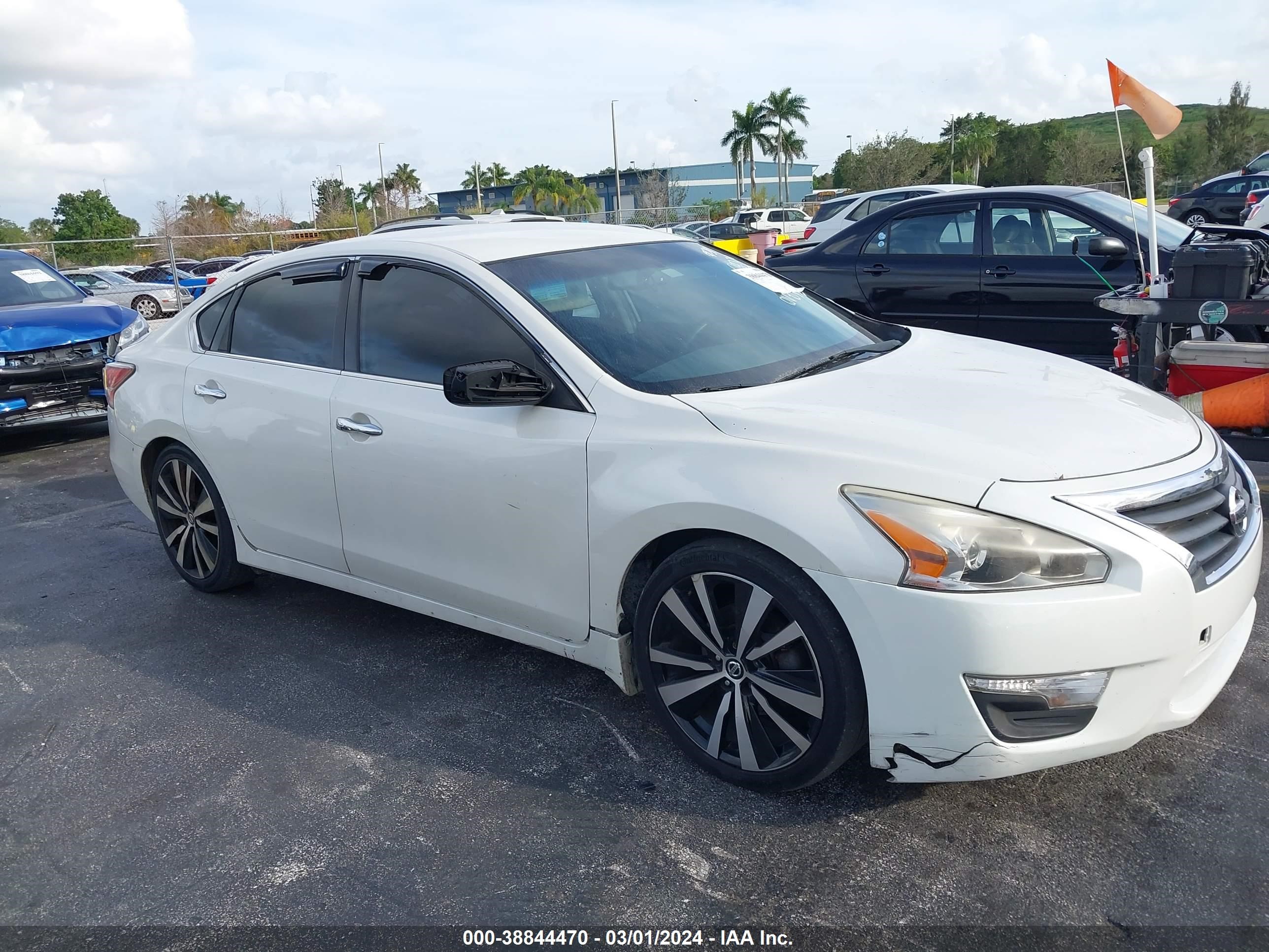 nissan altima 2013 1n4al3ap6dc293311