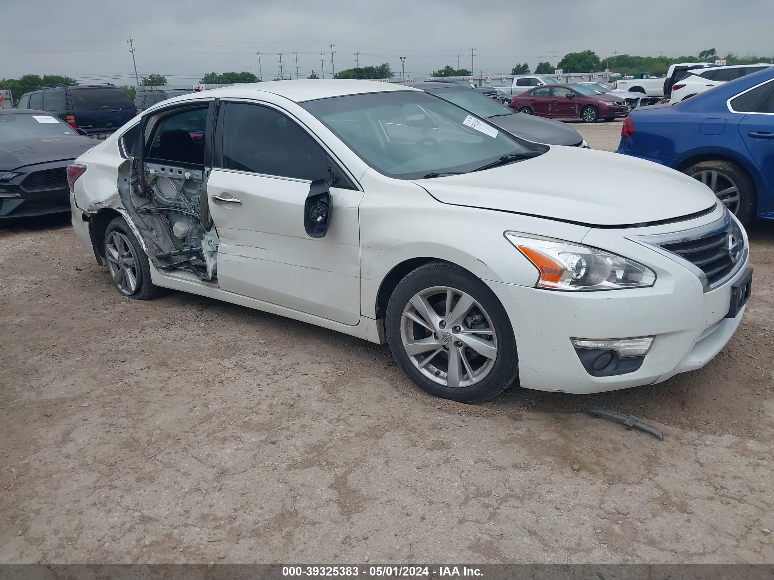 nissan altima 2015 1n4al3ap6fc118642