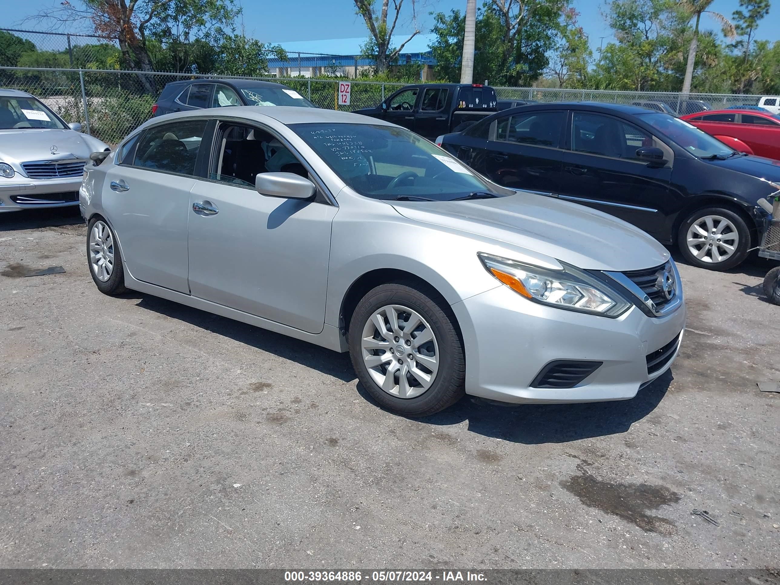 nissan altima 2016 1n4al3ap6gn330110