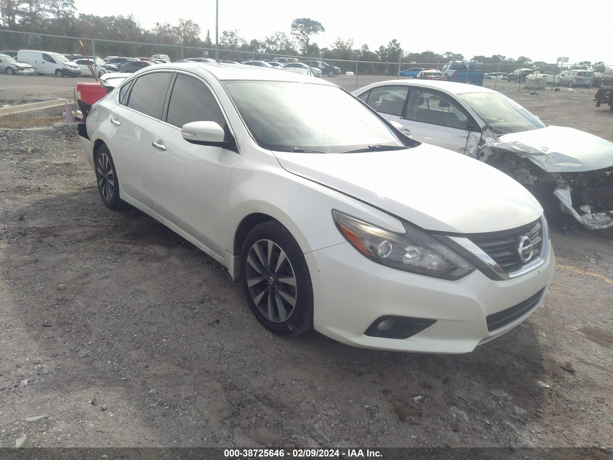 nissan altima 2017 1n4al3ap6hc148386