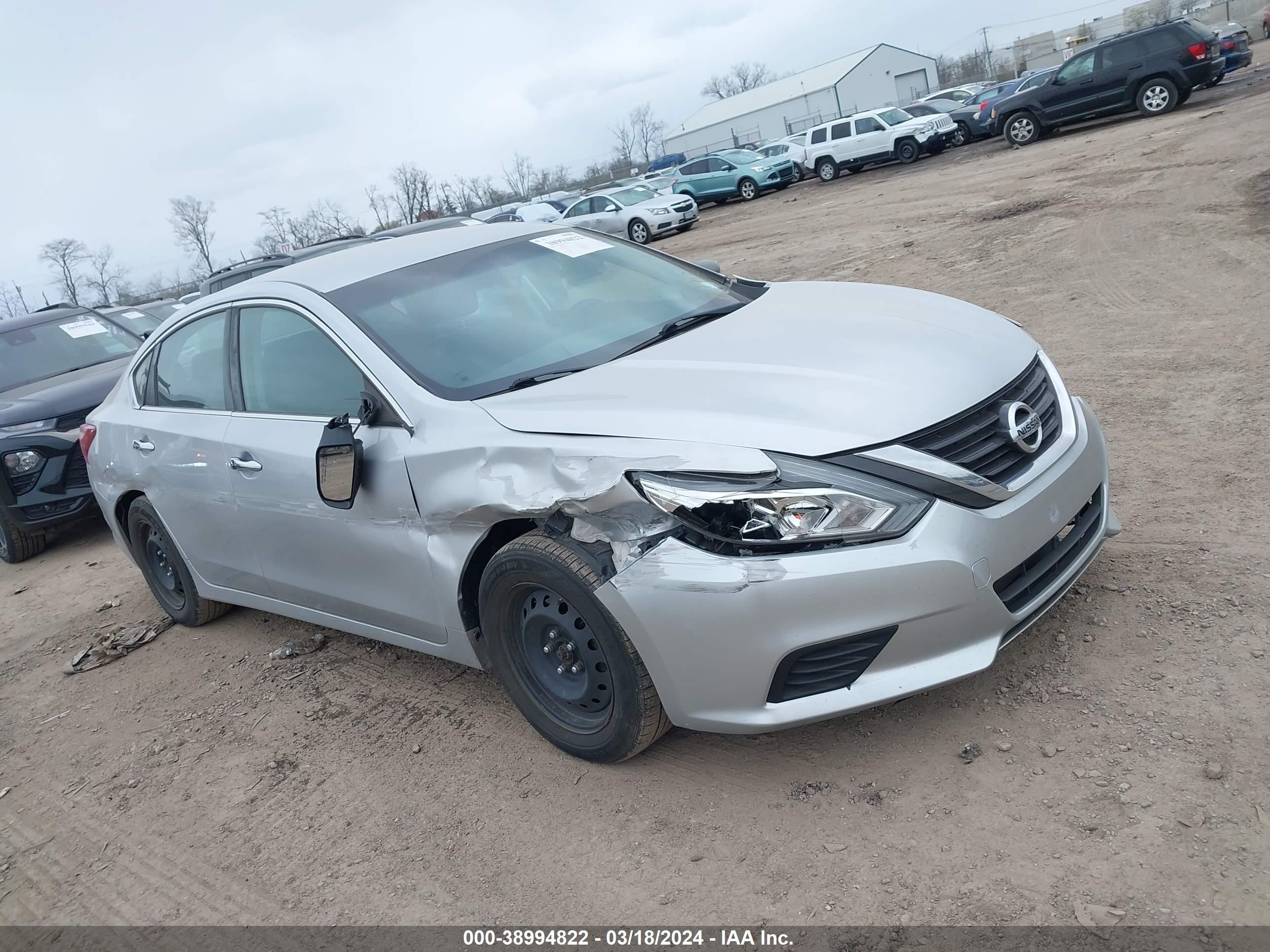 nissan altima 2017 1n4al3ap6hc236421