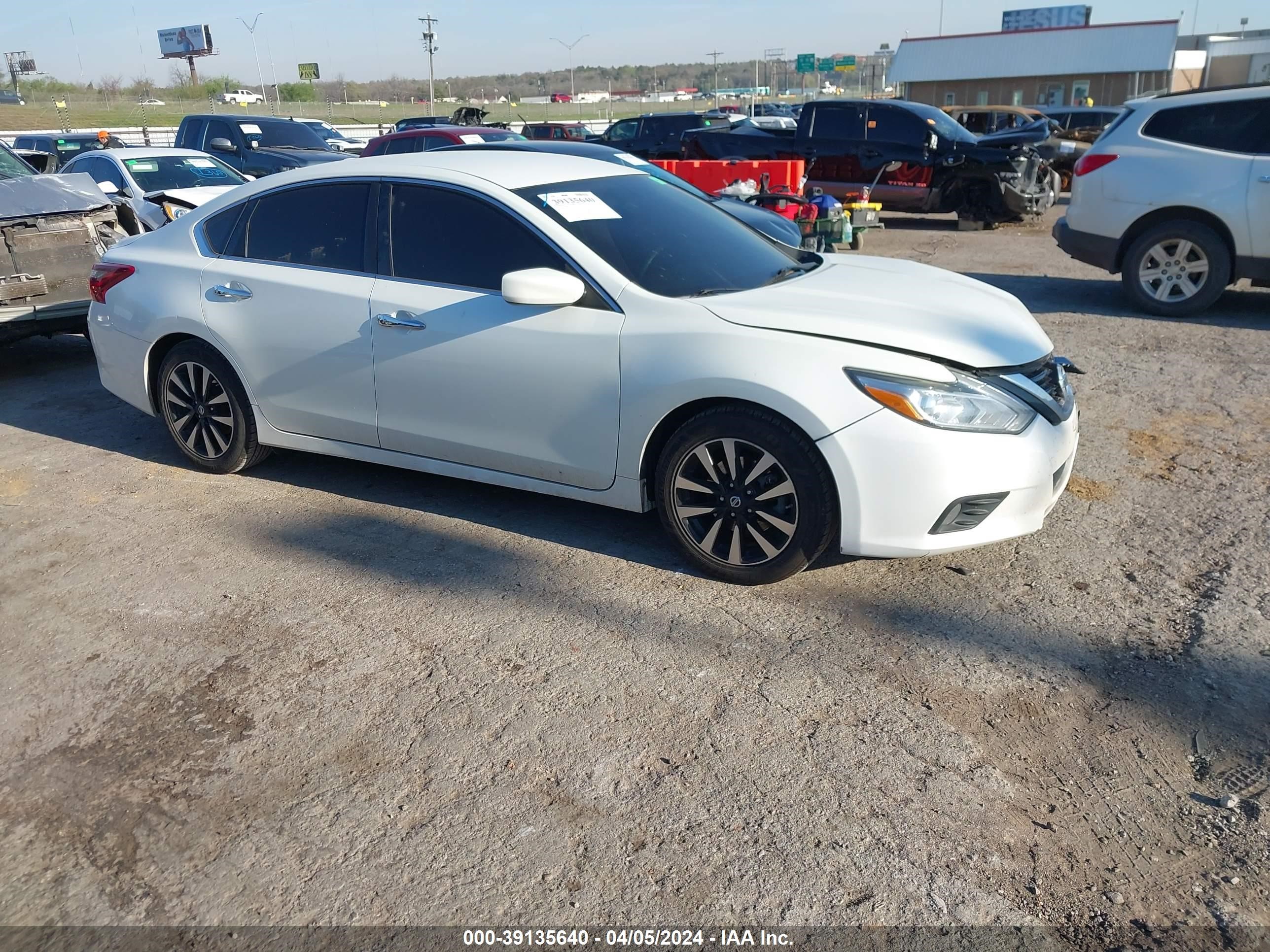 nissan altima 2018 1n4al3ap6jc207135