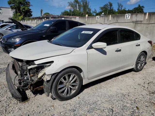 nissan altima 2.5 2014 1n4al3ap7ec180825