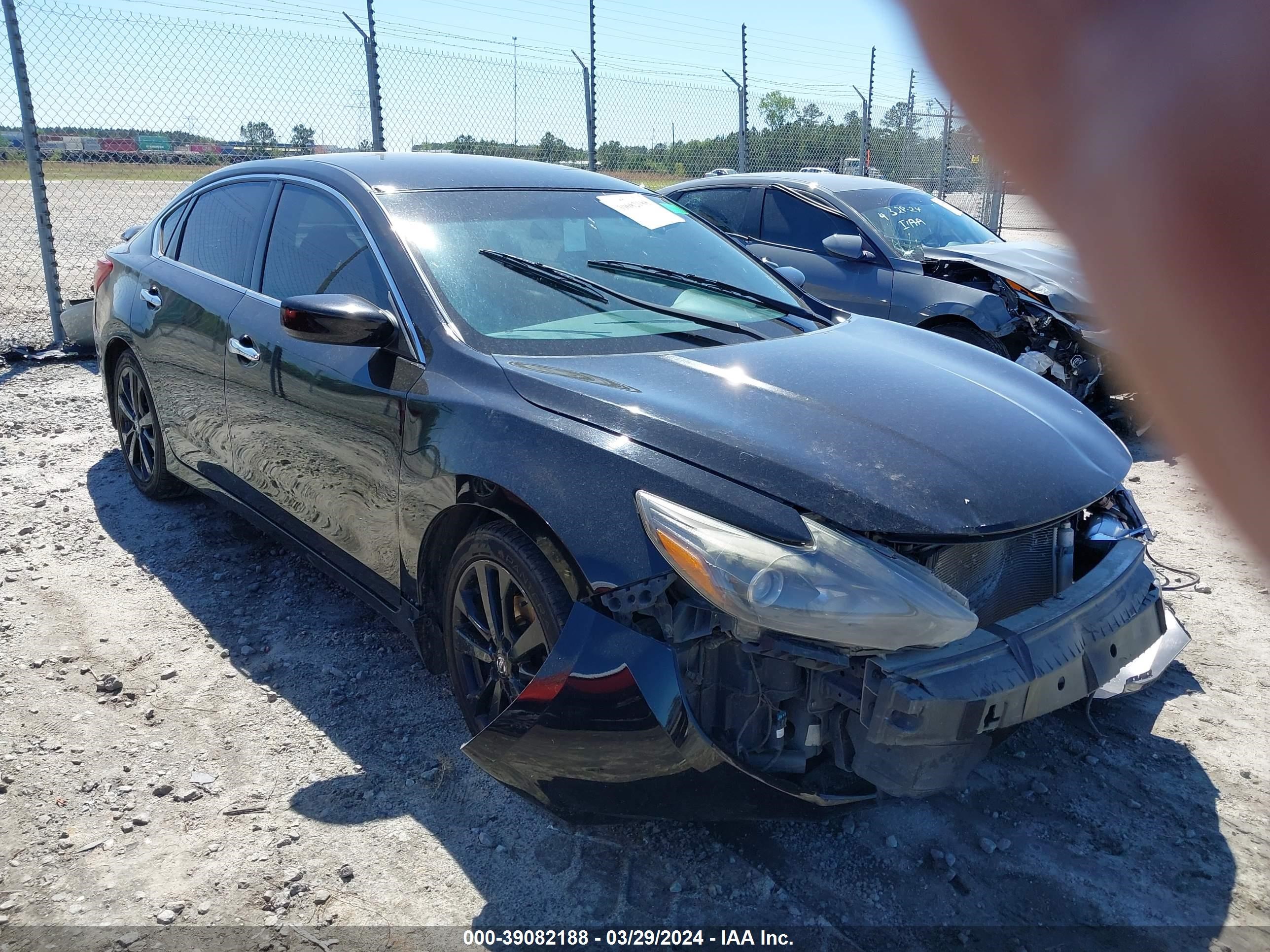 nissan altima 2017 1n4al3ap7hc197404