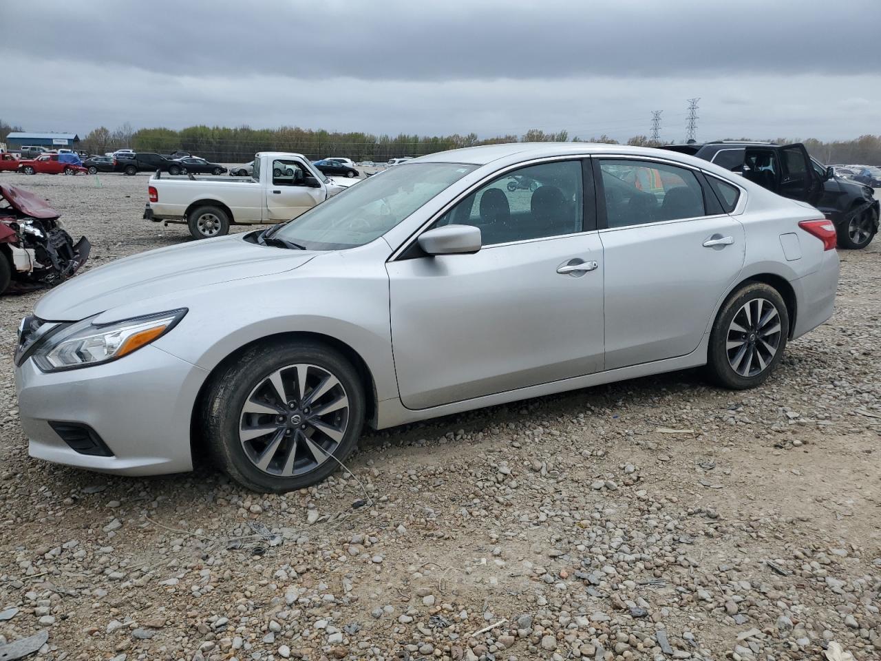 nissan altima 2017 1n4al3ap7hc219918