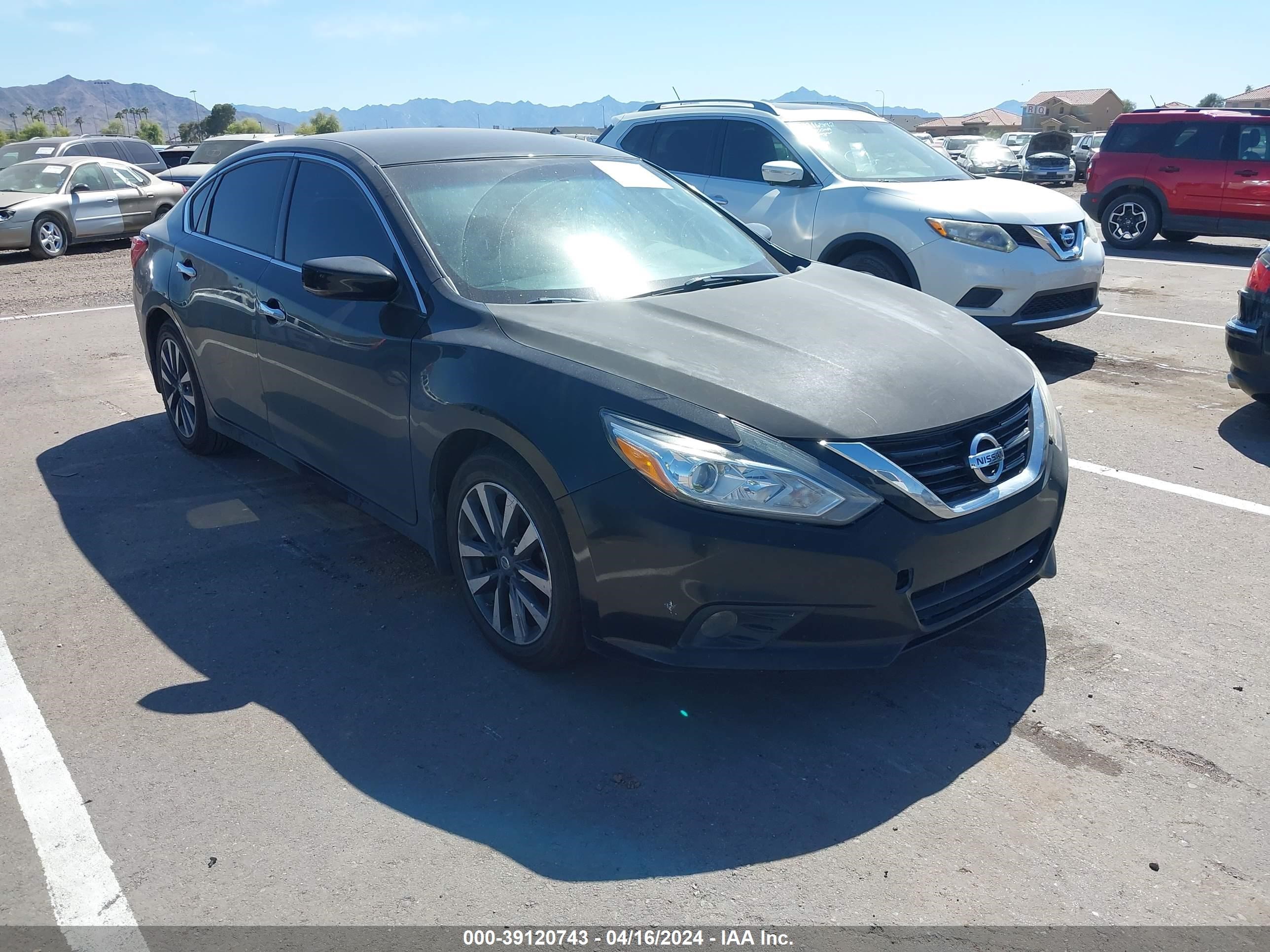 nissan altima 2017 1n4al3ap7hc272117