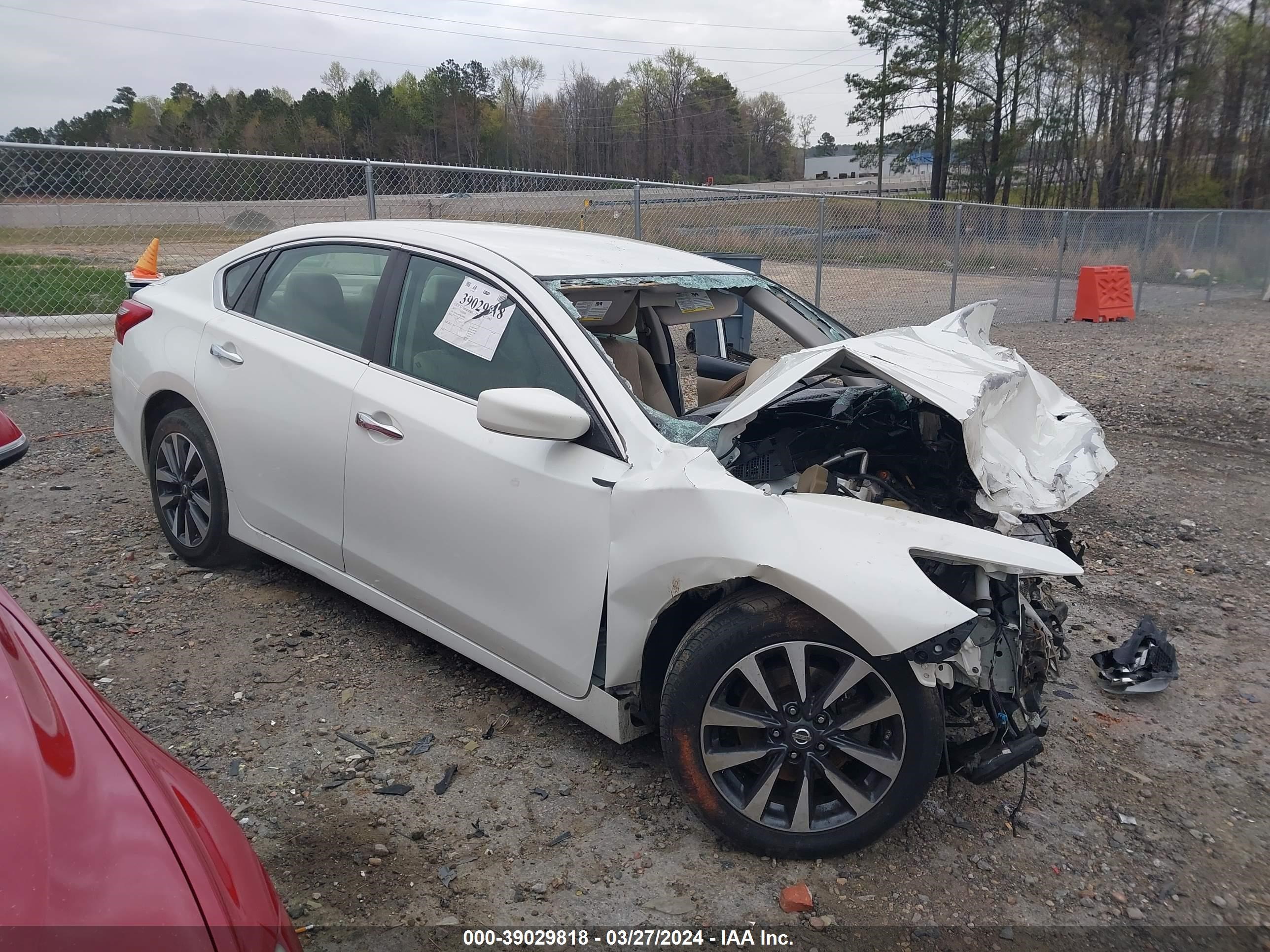 nissan altima 2017 1n4al3ap7hc284221