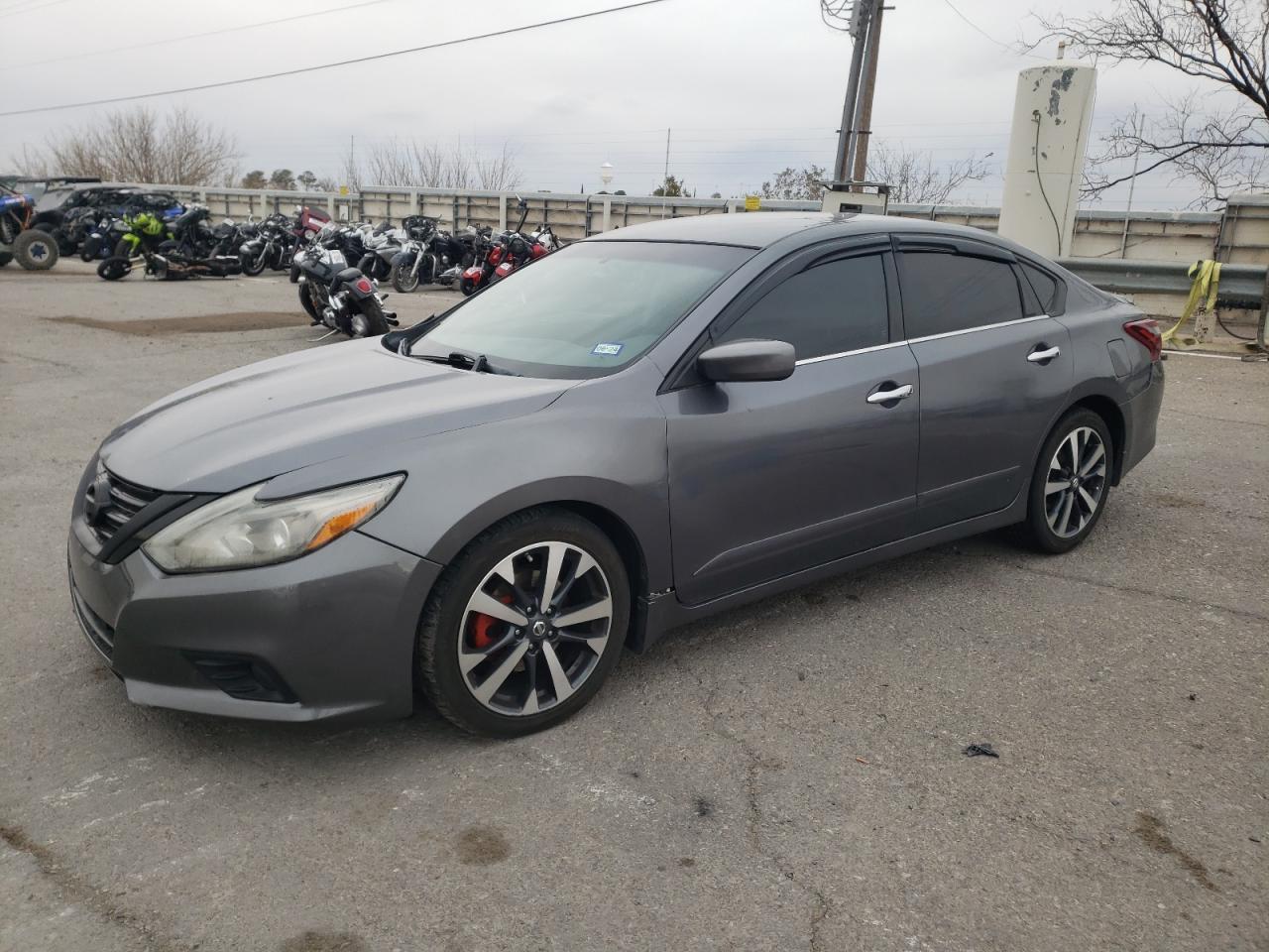 nissan altima 2017 1n4al3ap7hc286342