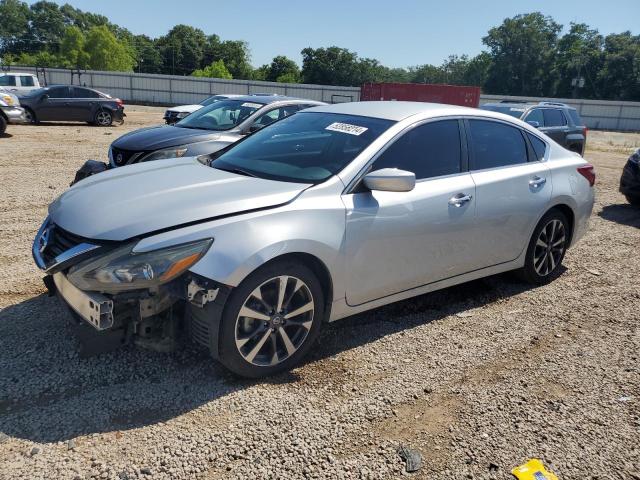 nissan altima 2017 1n4al3ap7hn303161