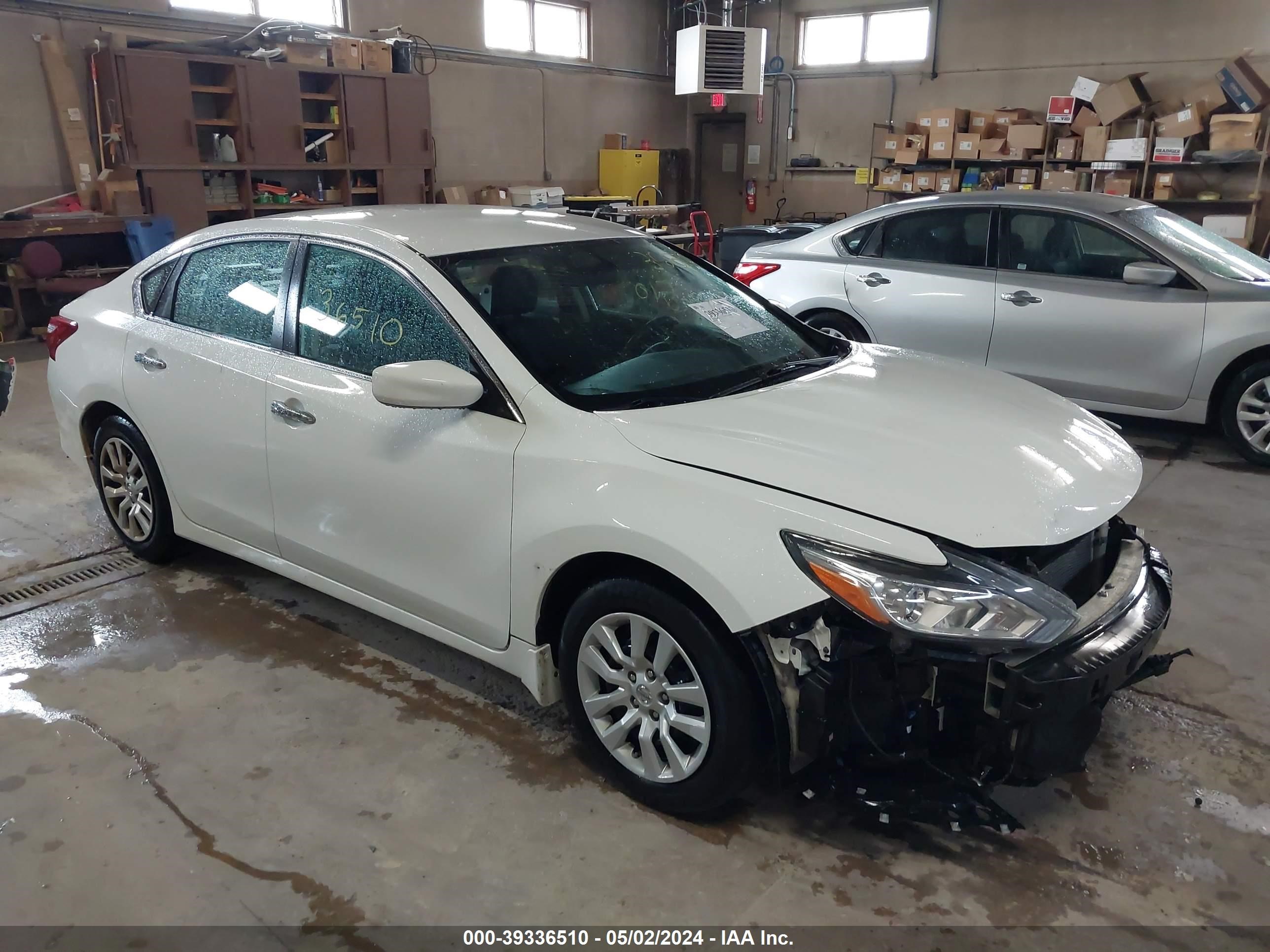 nissan altima 2018 1n4al3ap7jc226101