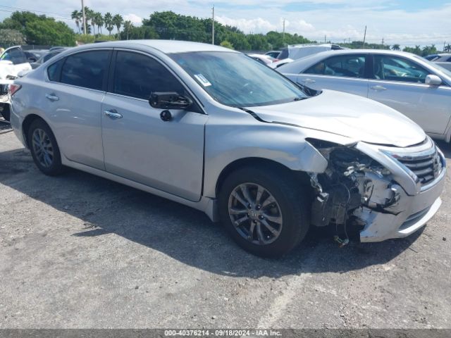 nissan altima 2015 1n4al3ap8fn404352