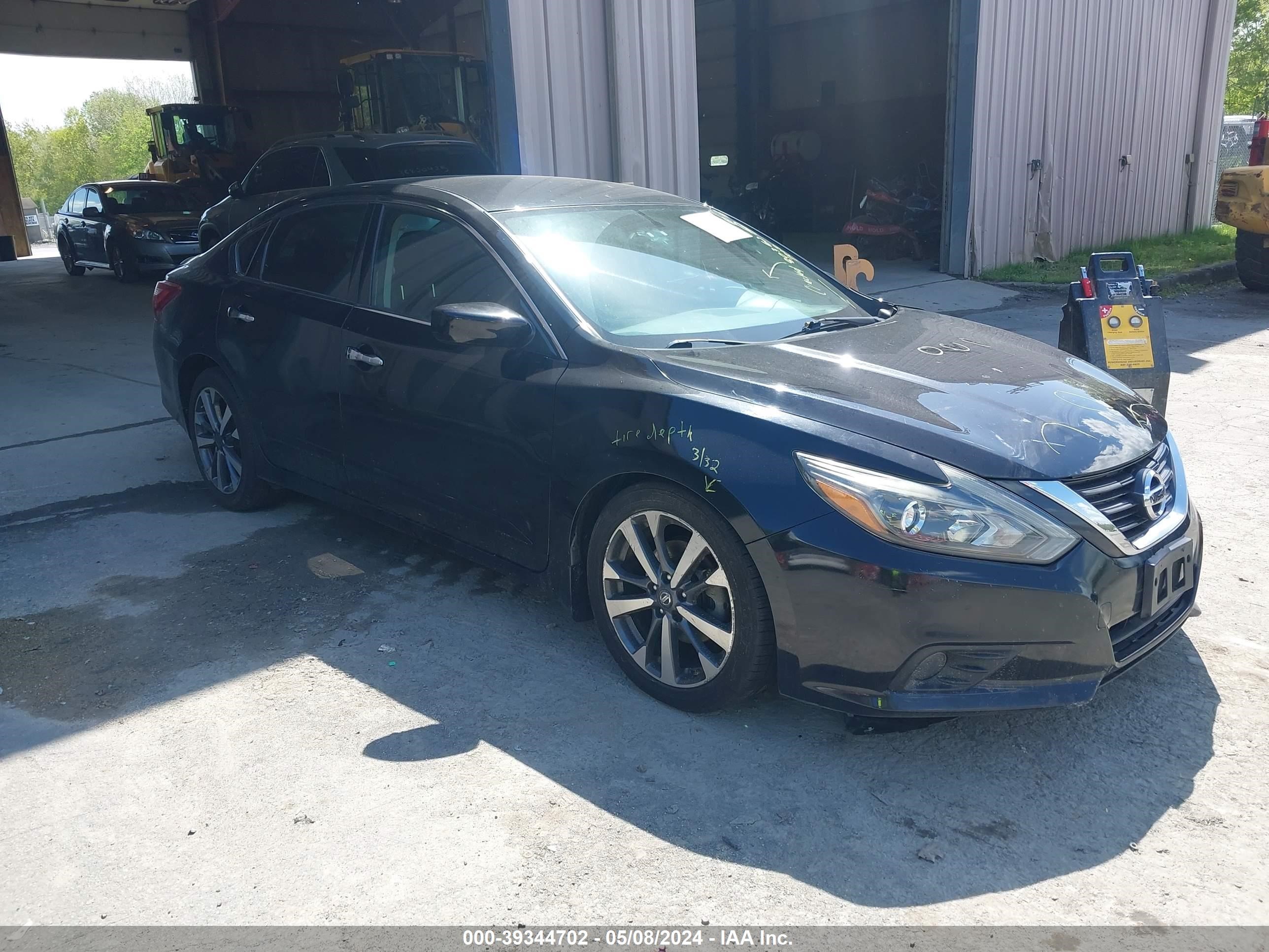 nissan altima 2016 1n4al3ap8gc266728