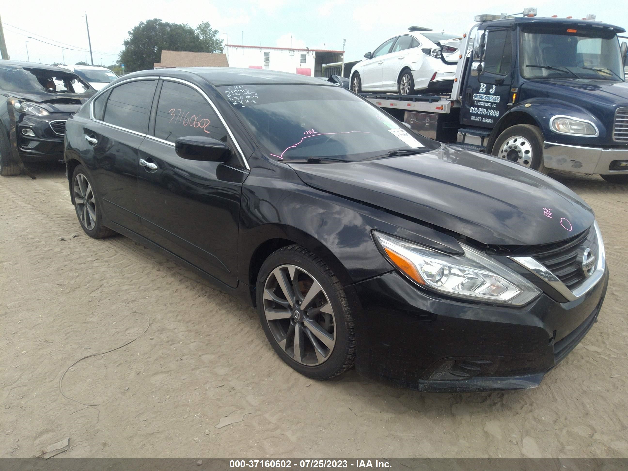 nissan altima 2017 1n4al3ap8hc113803