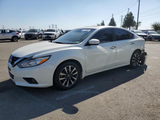 nissan altima 2.5 2017 1n4al3ap8hc132559