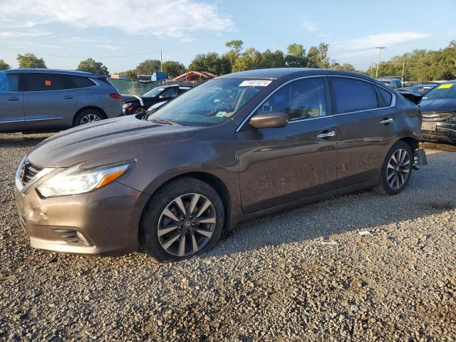 nissan altima 2.5 2017 1n4al3ap8hc183897