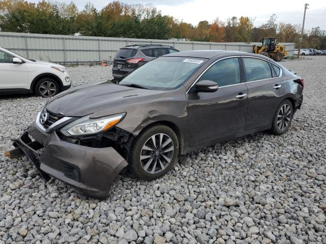 nissan altima 2017 1n4al3ap8hc211102