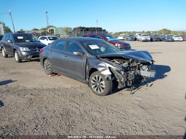 nissan altima 2017 1n4al3ap8hc220575