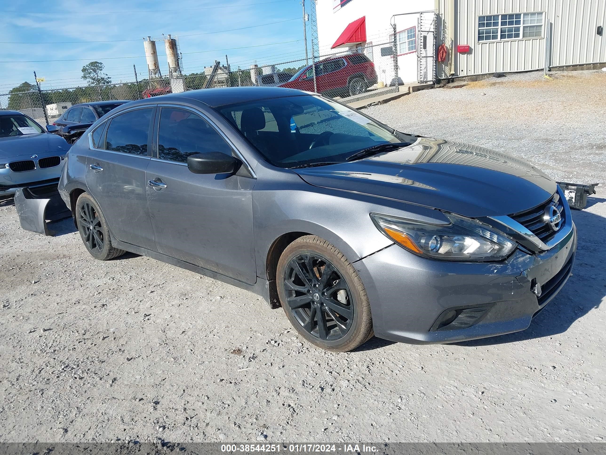 nissan altima 2017 1n4al3ap8hc221581