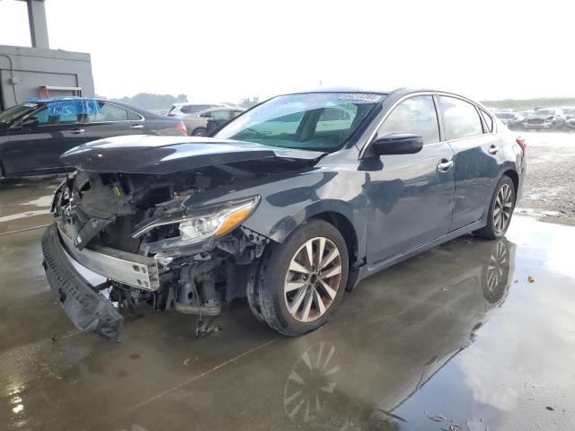 nissan altima 2017 1n4al3ap8hc252605