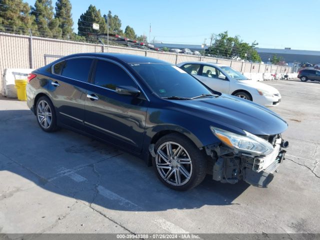 nissan altima 2017 1n4al3ap8hn326917