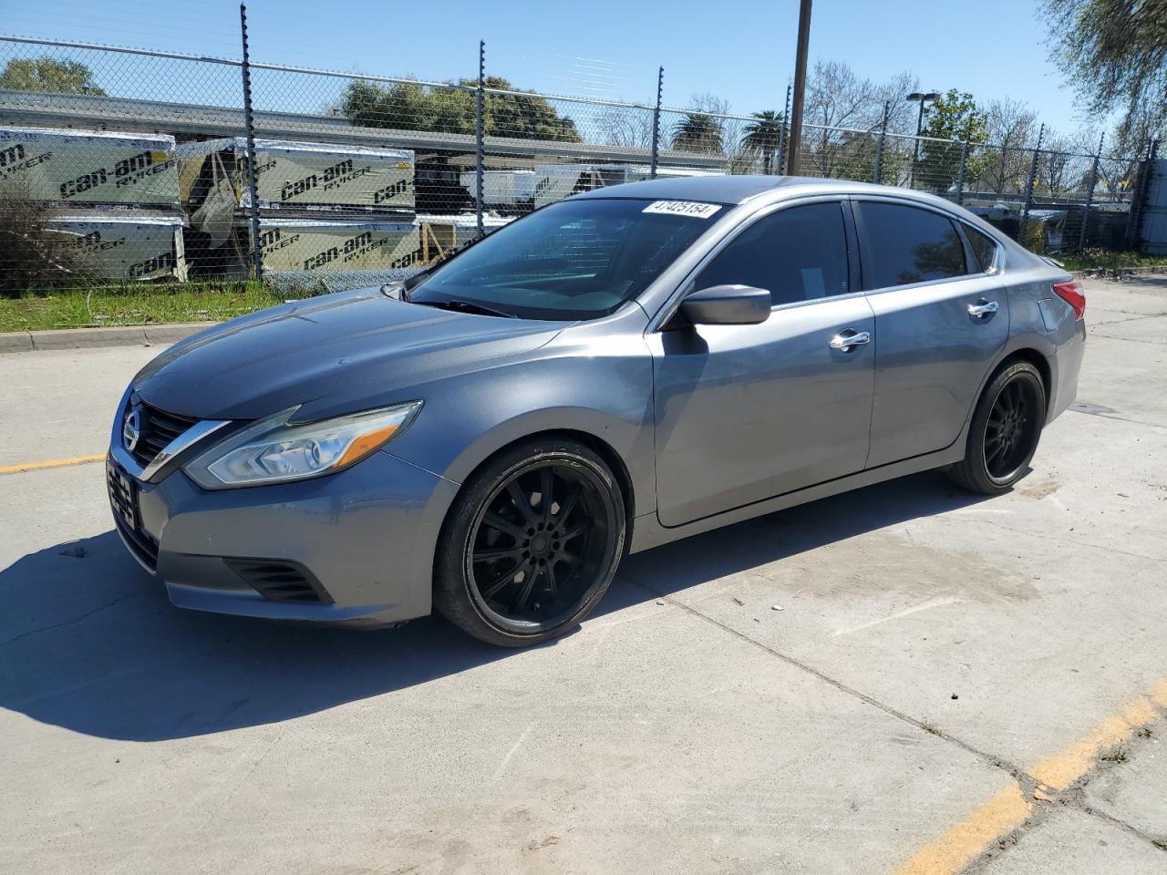 nissan altima 2017 1n4al3ap8hn364535