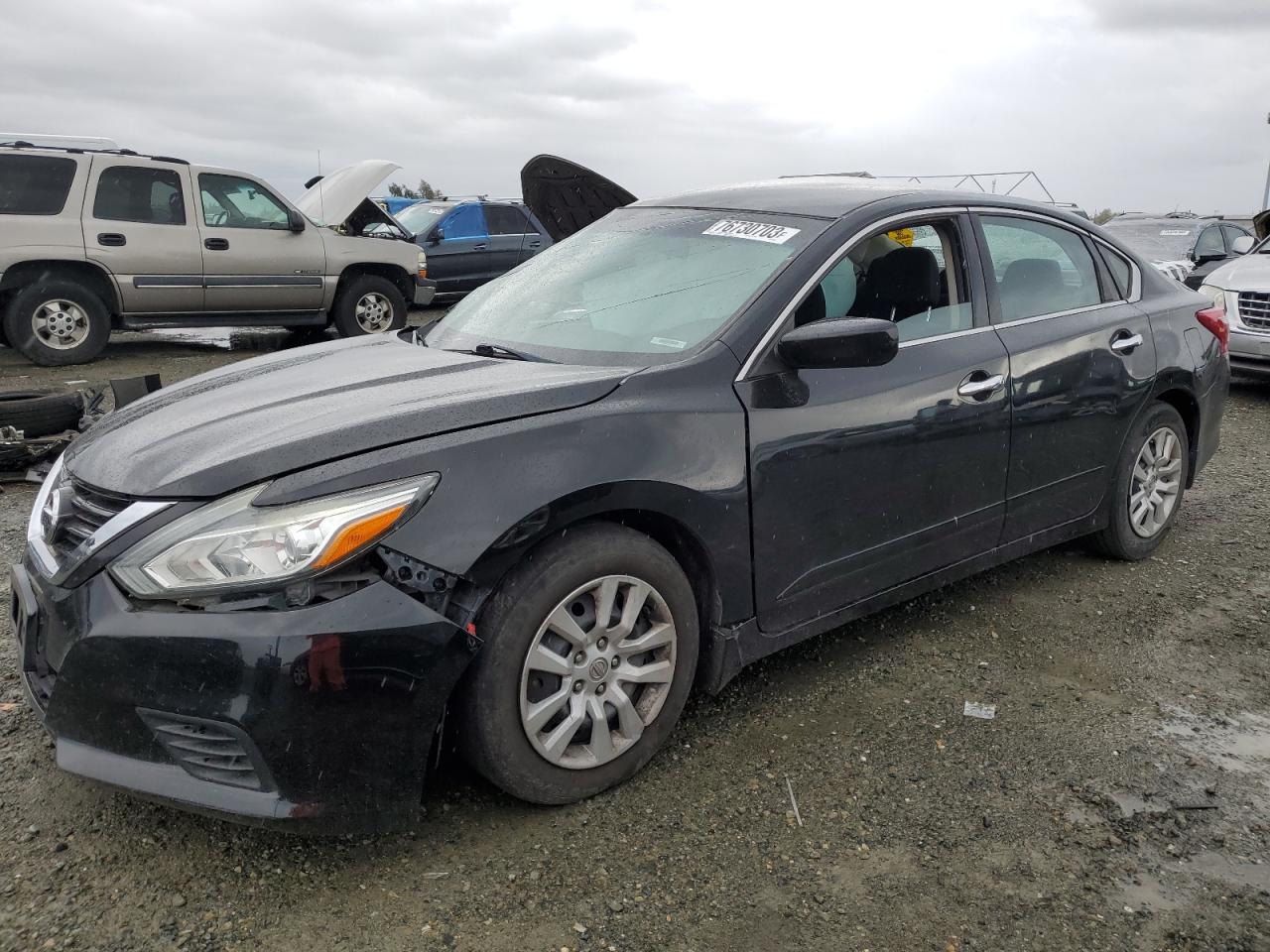 nissan altima 2017 1n4al3ap9hc209374