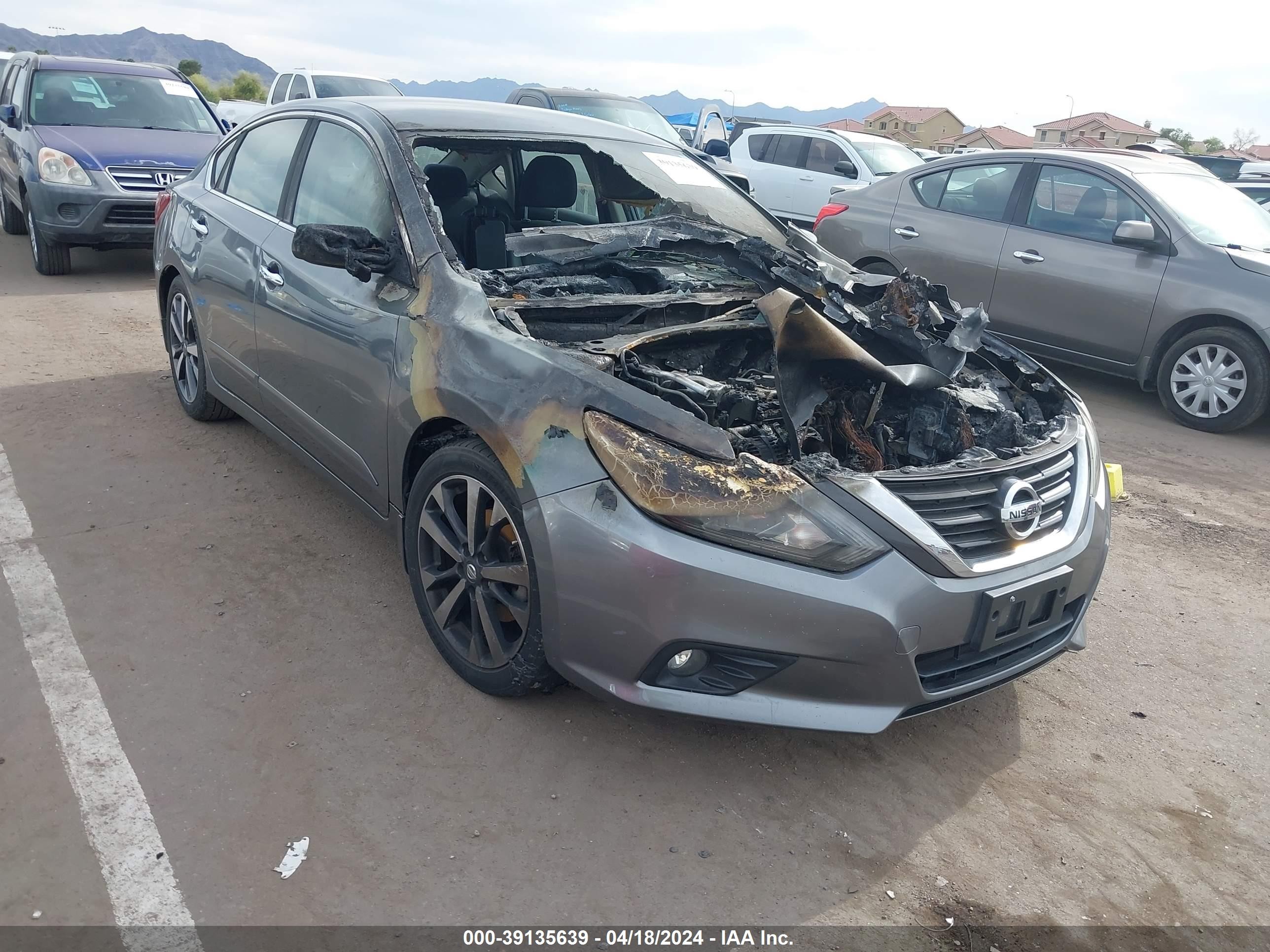 nissan altima 2017 1n4al3ap9hn308894