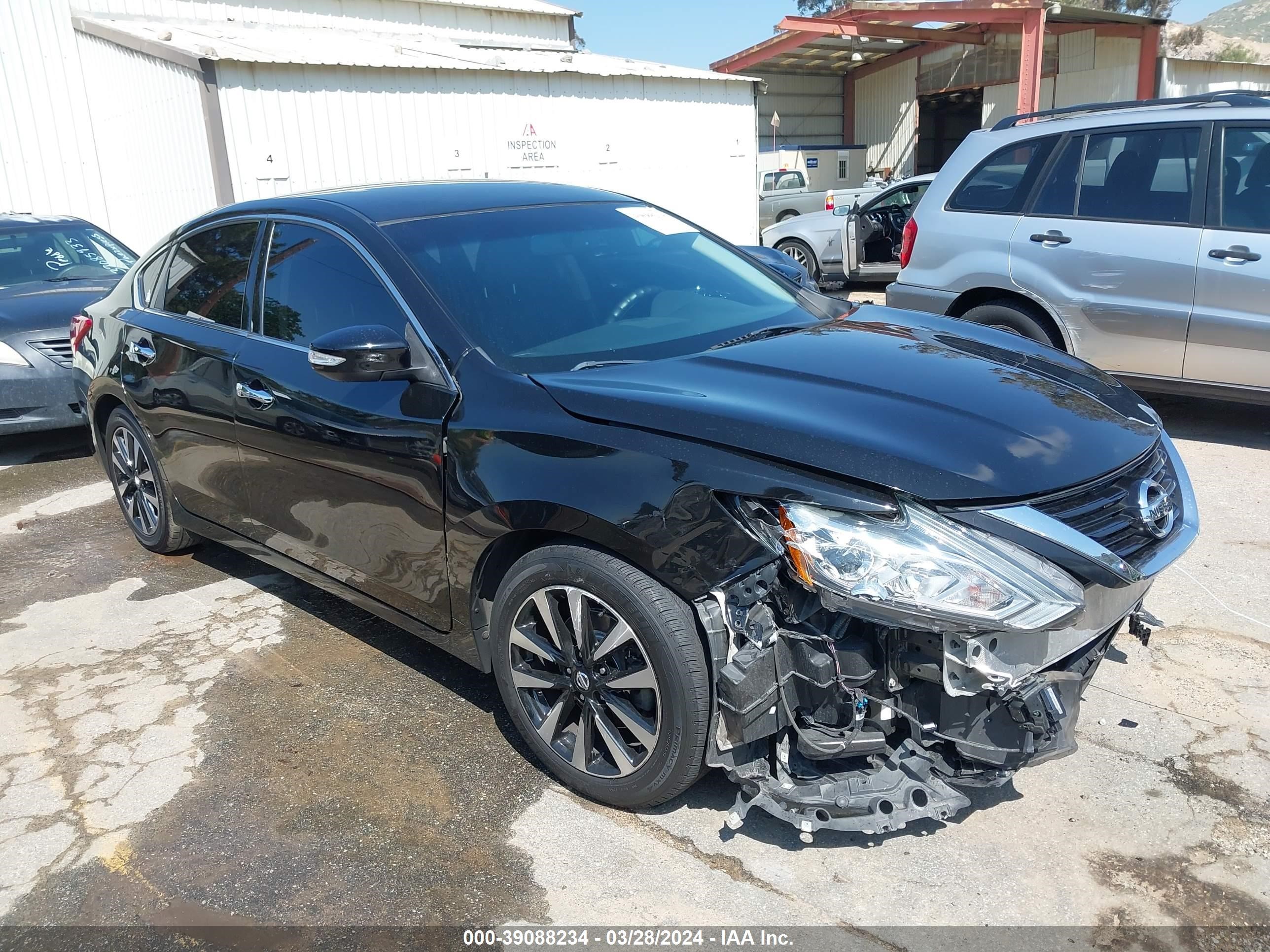 nissan altima 2018 1n4al3ap9jc149036